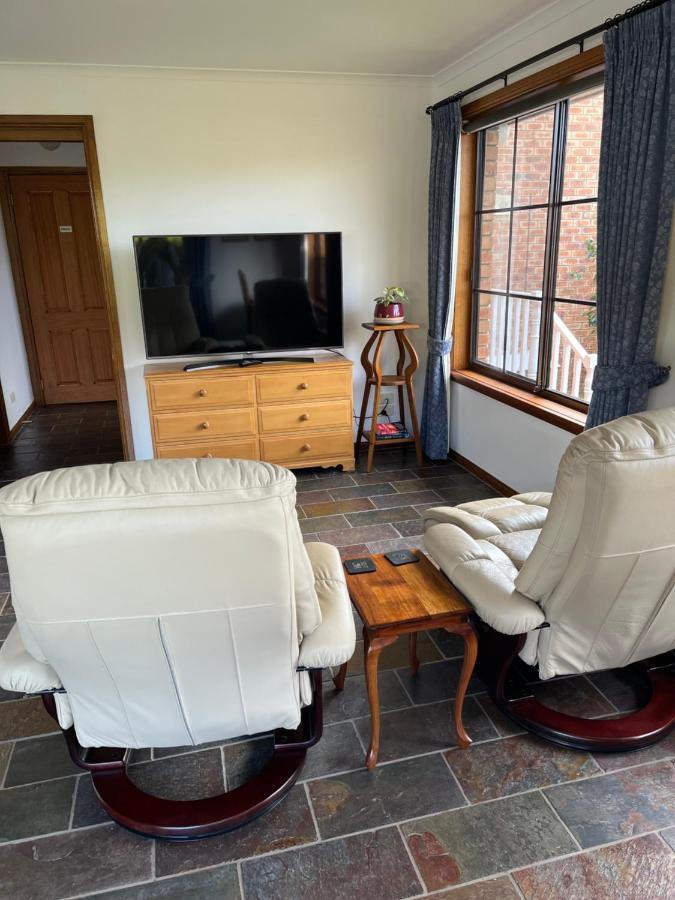 Bicheno Getaway For Two Apartman Kültér fotó