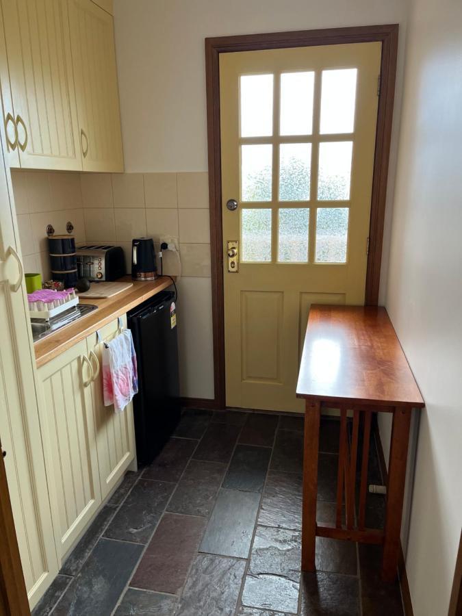Bicheno Getaway For Two Apartman Kültér fotó
